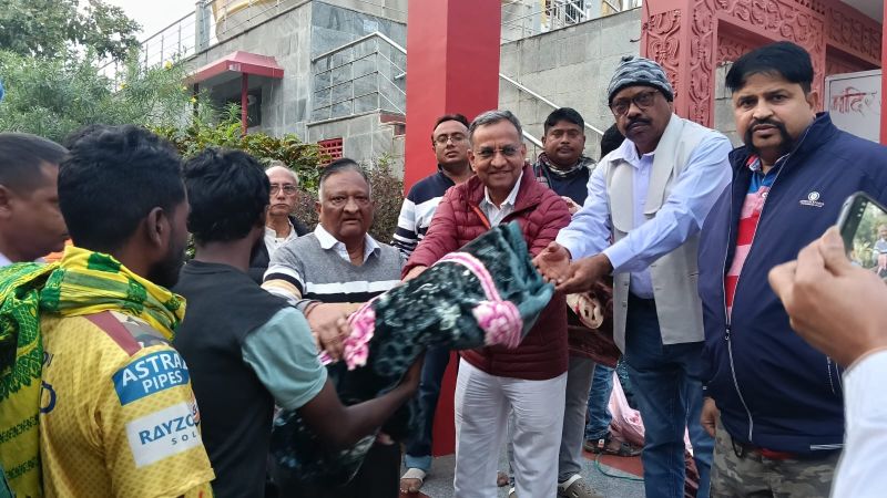 मानव सेवा में अग्रणी शाश्वत ट्रस्ट, मधुबन ने शुरू किया जनकल्याणकारी कंबल वितरण अभियान