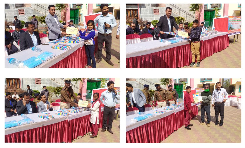 शाश्वत ट्रस्ट ने गणतंत्र दिवस पर किया ध्वजारोहण व देश के महापुरूषों, संविधान आदि विषय पर क्वीज प्रतियोगिता का आयोजन
